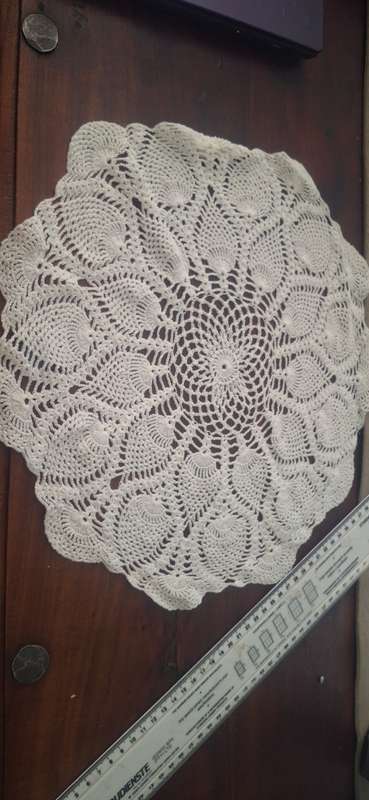 Vintage crochet cloth