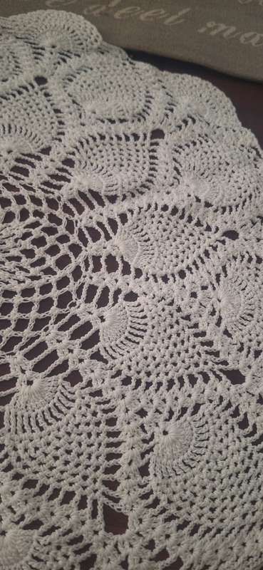 Vintage crochet cloth
