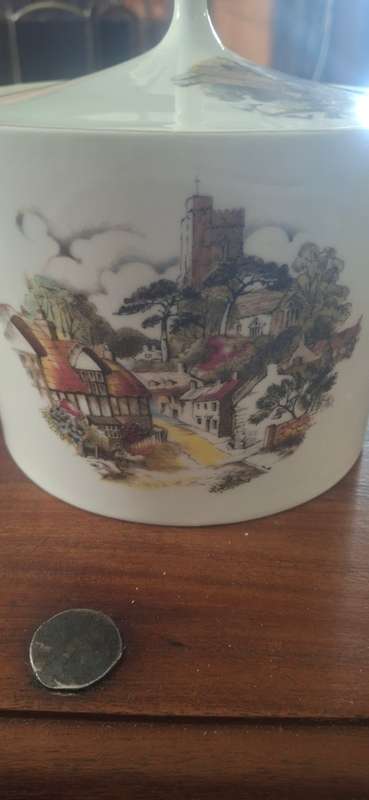 Vintage Liverpool Rd Pottery Ltd Stoke On Trent England bowl with lid with Gold Trim