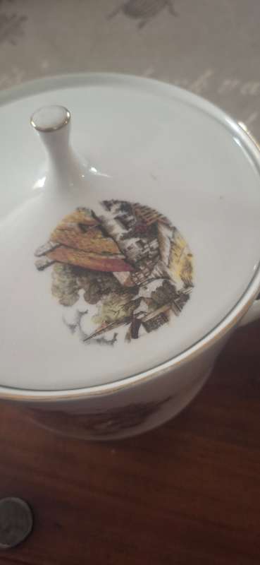 Vintage Liverpool Rd Pottery Ltd Stoke On Trent England bowl with lid with Gold Trim