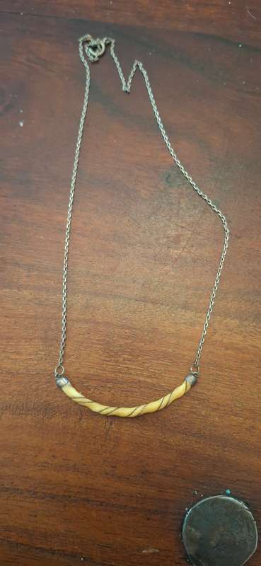 Silver vintage chain with pendant