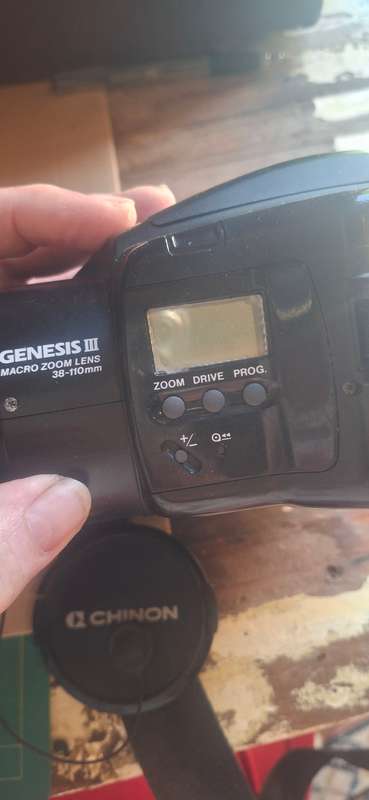 Chinon Genesis III film camera GS9, 38-110mm lens, compact with battery