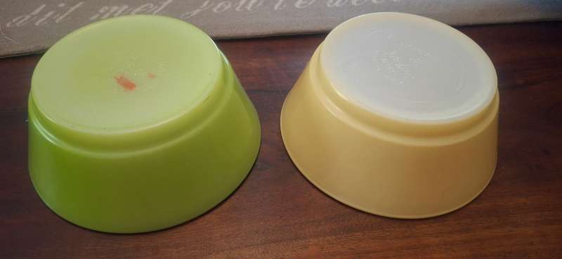 Fire king vintage milk glass bowls x 2