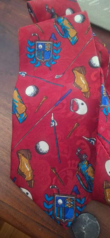 Gold city golf tie vintage