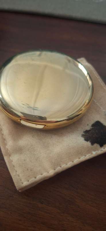 Vintage mirror compact