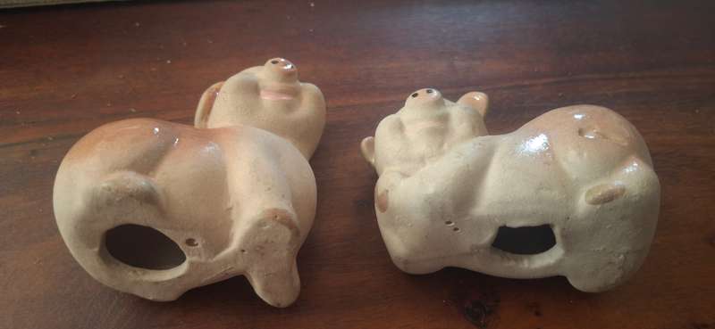 Porcelain piggy x2