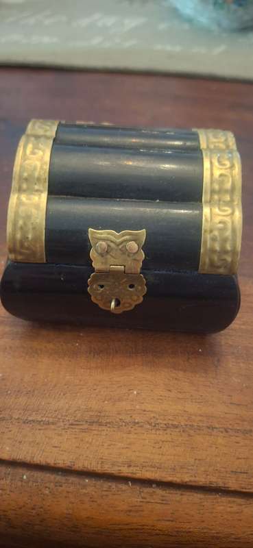 Vintage jewelry box