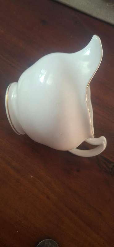 Milk cup royal malvern vintage