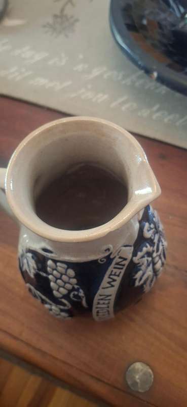 Vintage Stein German Pottery Trink Edlen Wein Aus Kuhlem Pitcher with Grapes