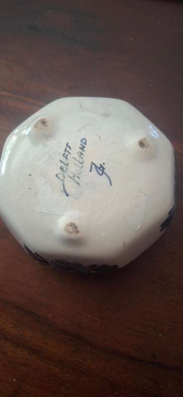 Small delft bowl vintage