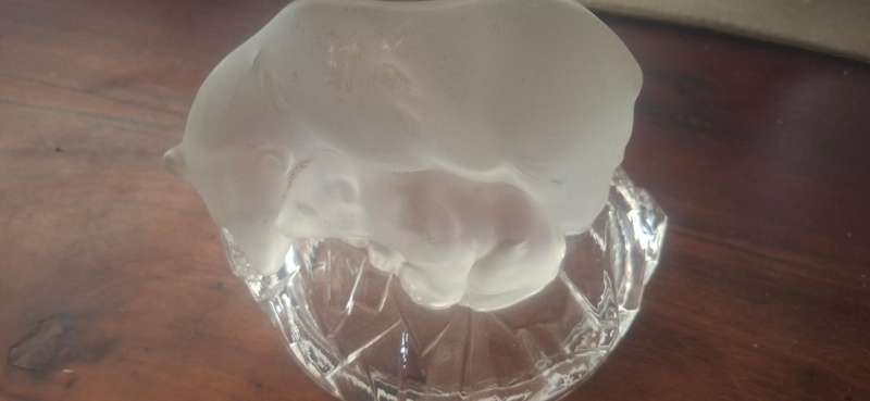 Vintage lead crystal glass bear