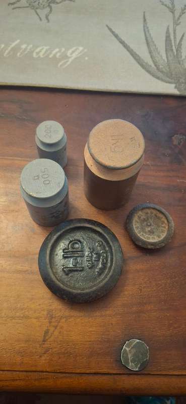 Vintage scale weights