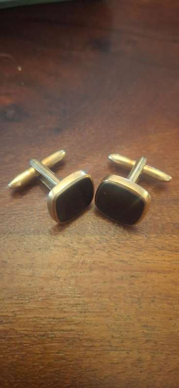 VINTAGE 9K YELLOW GOLD BLACK ONYX CUFFLINKS SQUARE
