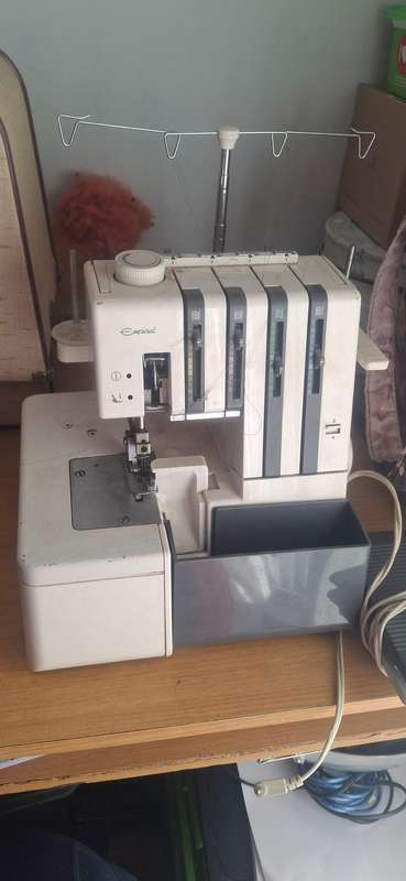 Empisal overlocker