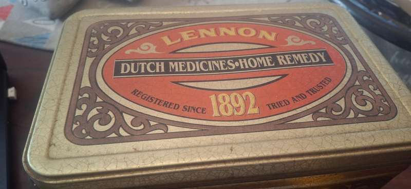 Lennon vintage tin