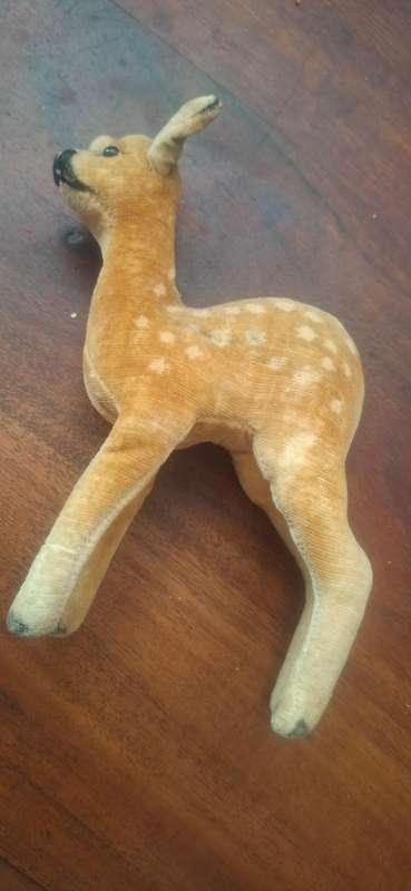 Small soft toy fawn, unmarked, in the style of Steiff circa 1950 with glass eyes, stitched nosei
