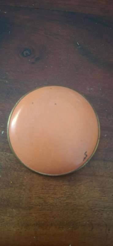 Vintage compact