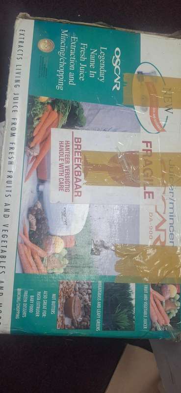 Oscar juicer ,mincer,pasta maker, oil extract and crushes