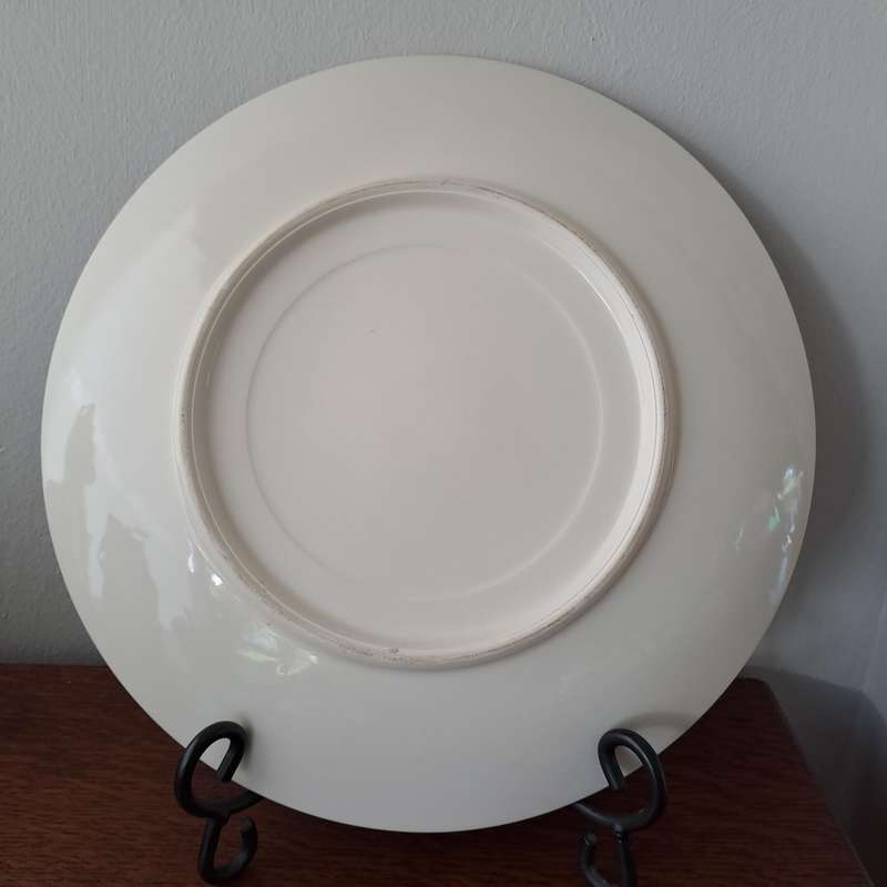Magnificent Oriental Scene Charger