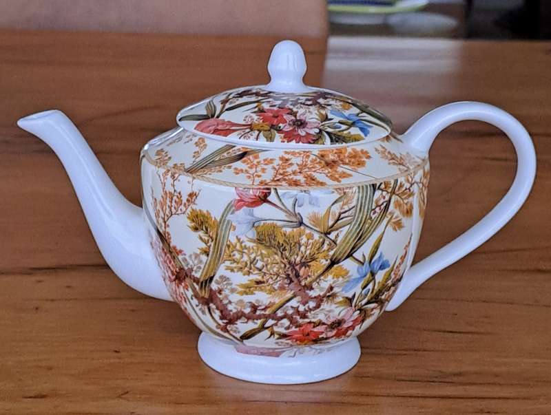 Maxwell Williams Teapot - Cottage Blossom (PRICE REDUCED)