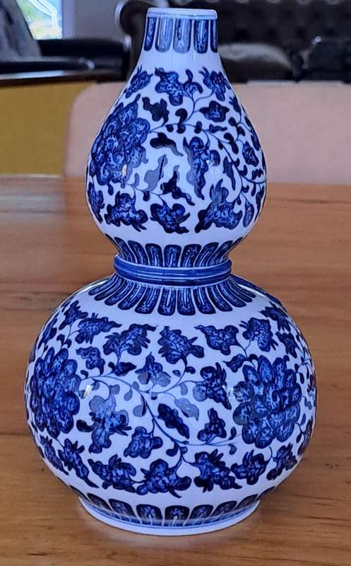 Chinese Double Gourd Vase