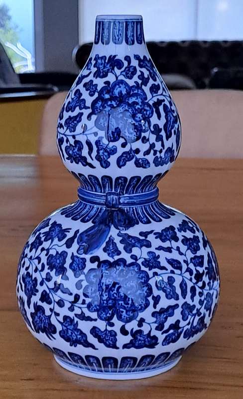 Chinese Double Gourd Vase