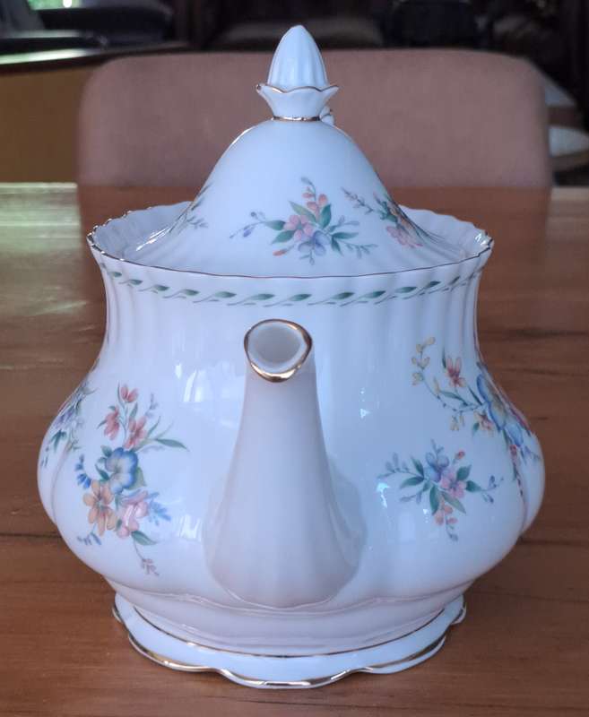 Royal Albert Large Teapot - Constance (PRICE REDUCED)