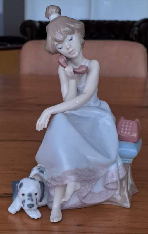 Lladro Figurine - Chit Chat for JossMattee only