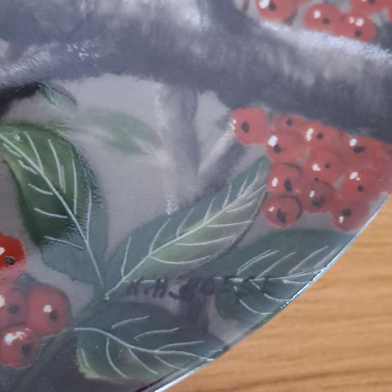 Tirschenreuth Plate ' Buchfink mit Vogelbeeren'