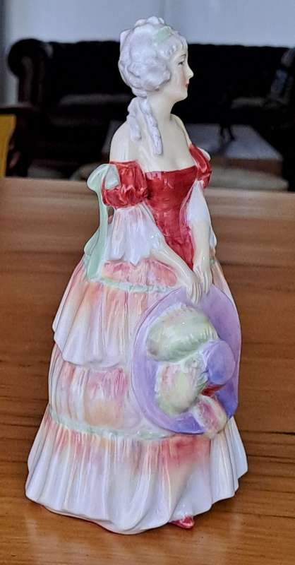 Royal Doulton 'Veronica' HN1517