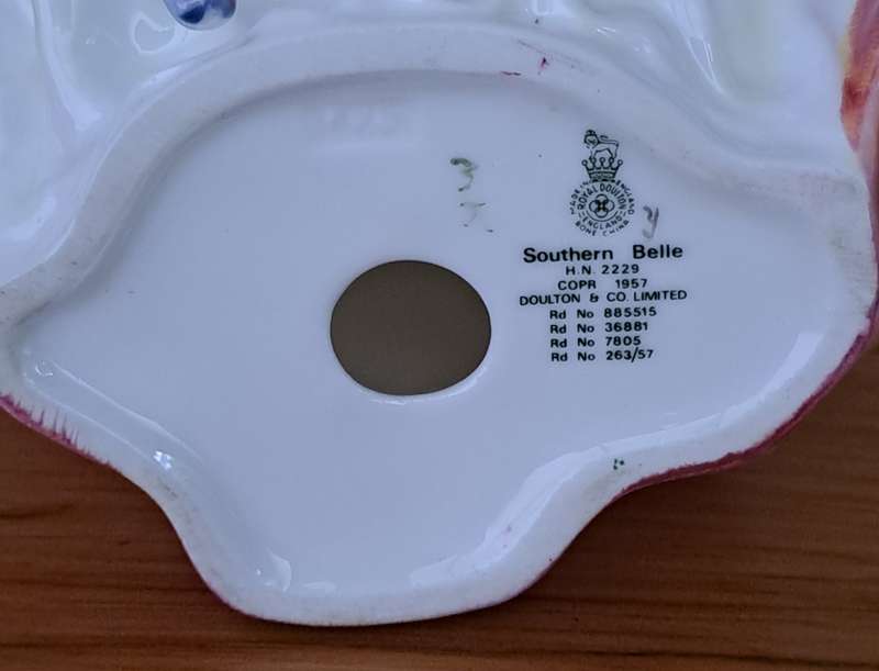 Royal Doulton 'Southern Belle' HN2229