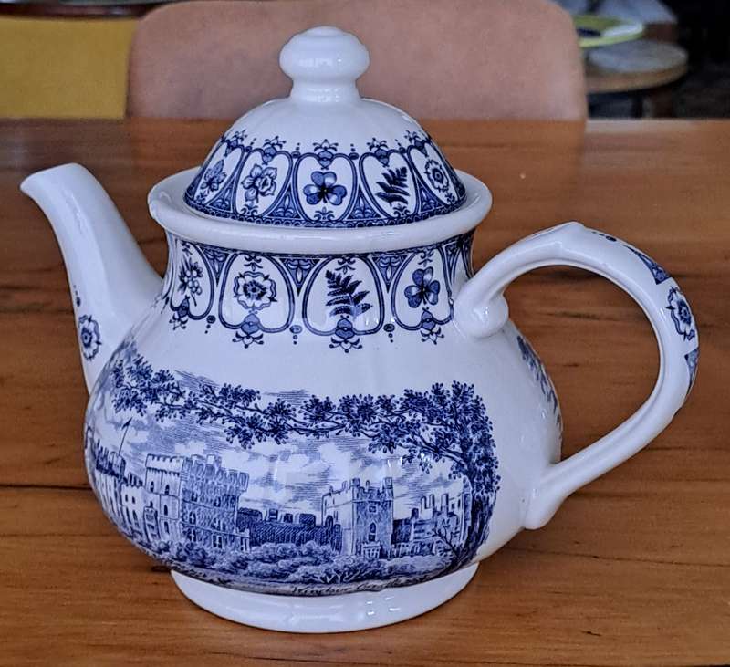 Large Broadhurst Staffordshire Teapot - Rural England