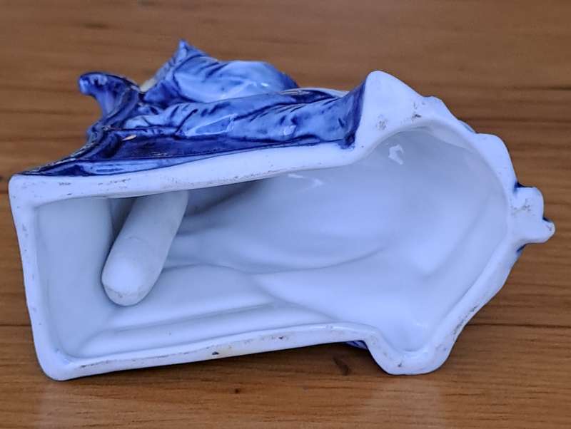 Porcelain Nodding Head Lady
