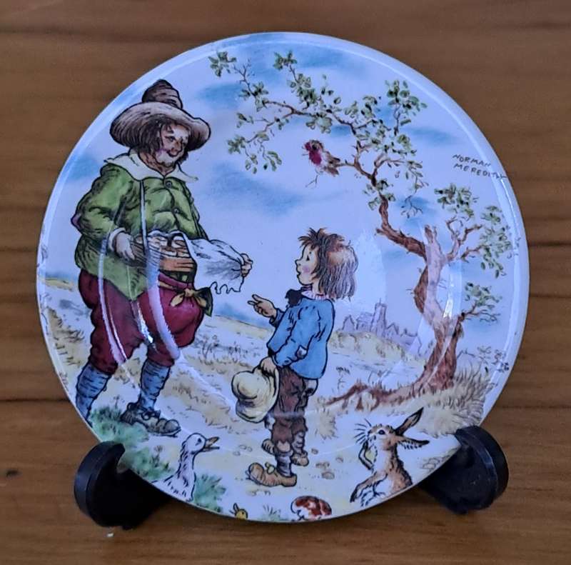 Royal Worcester Palissy Miniature Plate