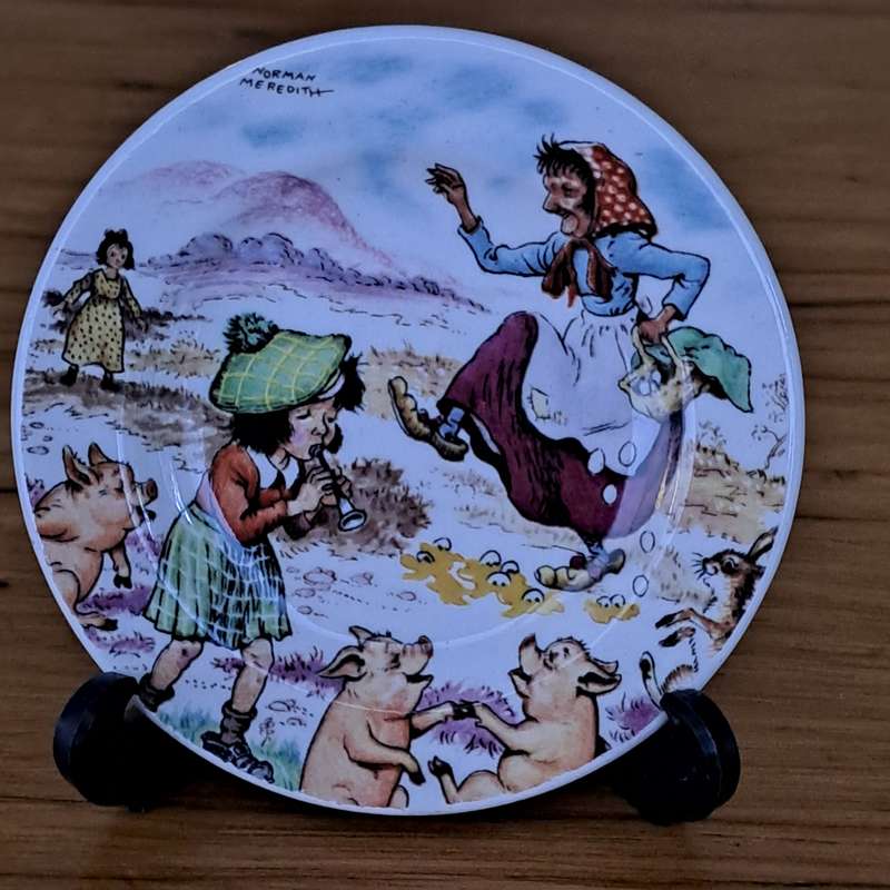 Royal Worcester Palissy Miniature Plate