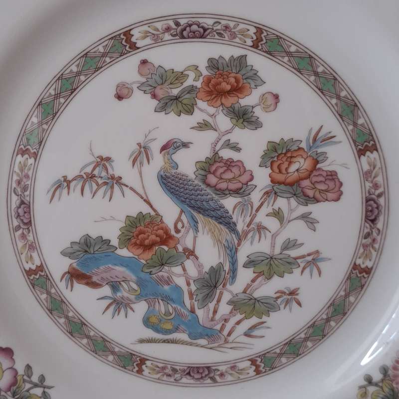 Wedgwood 'Kutani Crane' Plate