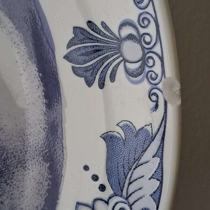 Delft Charger 'The Lace Maker'