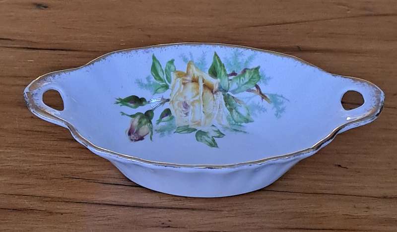 Royal Albert 'Tea Rose' Sweet Dish