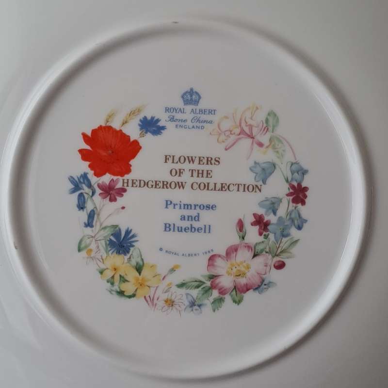 Royal Albert Plate 'Primrose and Bluebell'