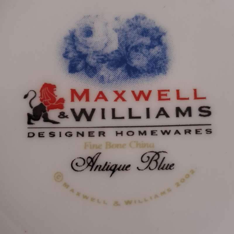 Maxwell Williams 'Antique Blue' Teapot