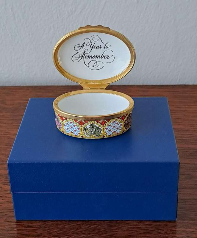 Halcyon Days Enamels Trinket Box 'A Year To Remember 1998'