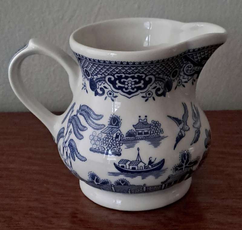 Willow Pattern Creamer