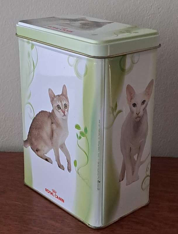 Vintage Cat Tin