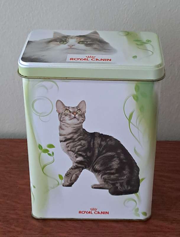 Vintage Cat Tin