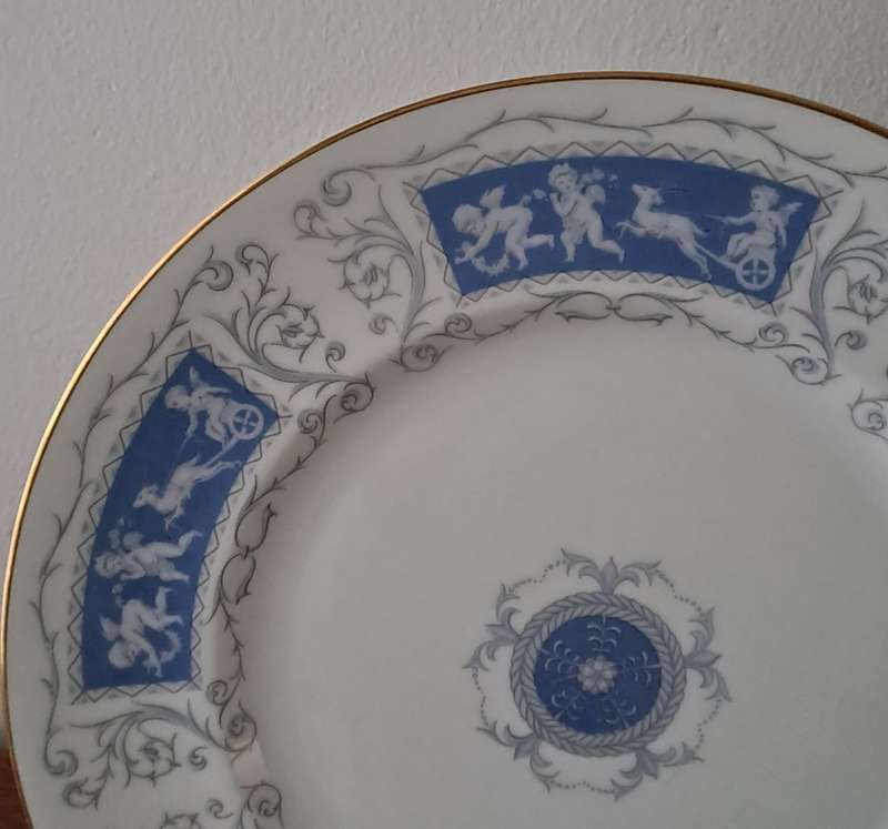 Coalport 'Revelry' Dinner Plate