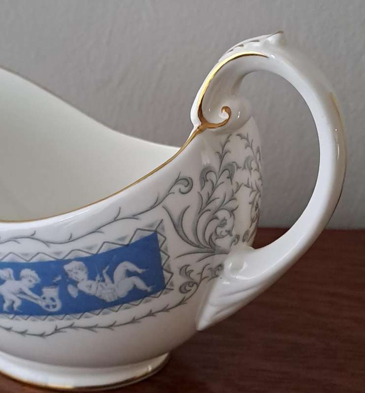 Coalport 'Revelry' Gravy Boat on Stand