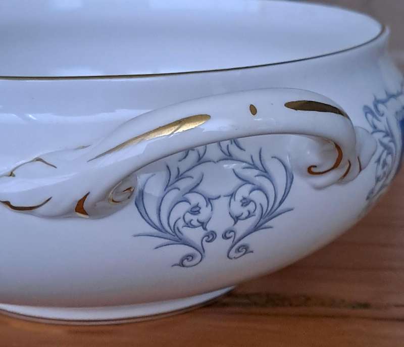 Coalport 'Revelry' Vegetable Server