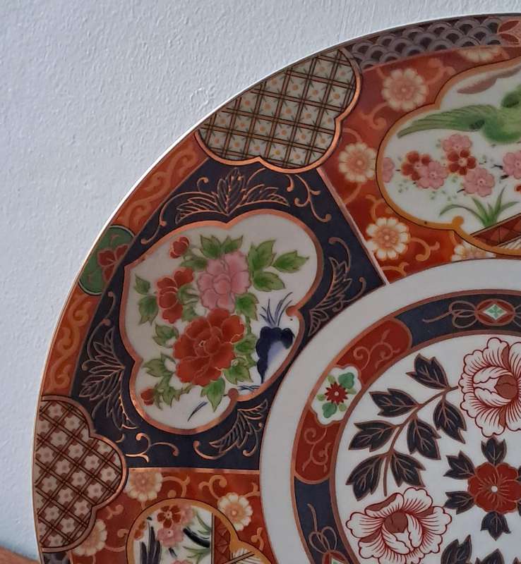 Exquisite Oriental Charger
