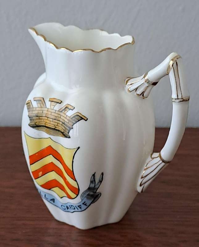 Foley Crested Creamer