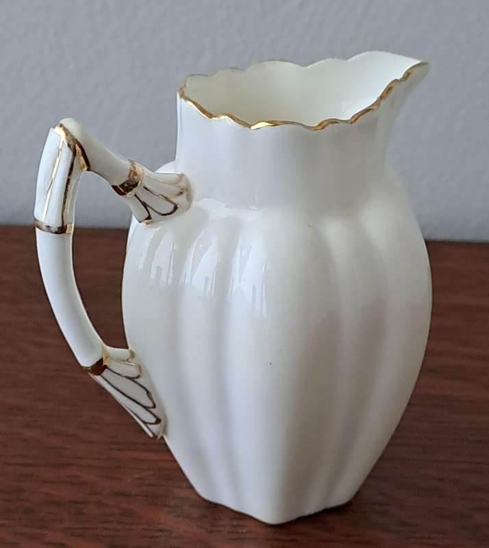 Foley Crested Creamer